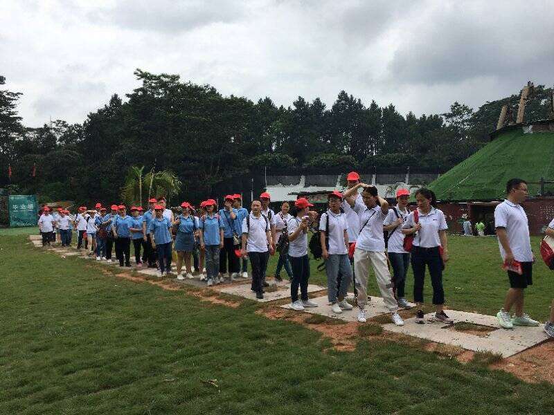 歐米公司團(tuán)隊(duì)活動出游照片