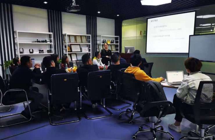 深圳網貿會資本艦隊走進艦員活動PPT分享攝影